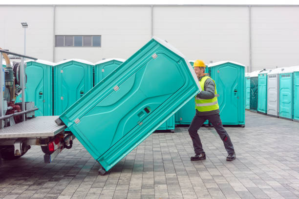 Best Portable toilet rental cost  in Loretto, TN