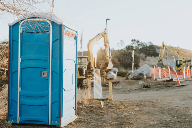 Best Portable bathroom rental  in Loretto, TN