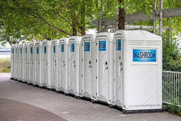 Best Affordable porta potty rental  in Loretto, TN
